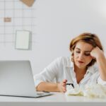 Pausas activas para mejorar la salud laboral