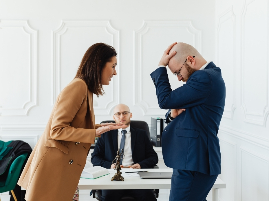 Psicología para empresas en Barcelona: cómo prevenir los conflictos laborales antes de que afecten al clima de trabajo
